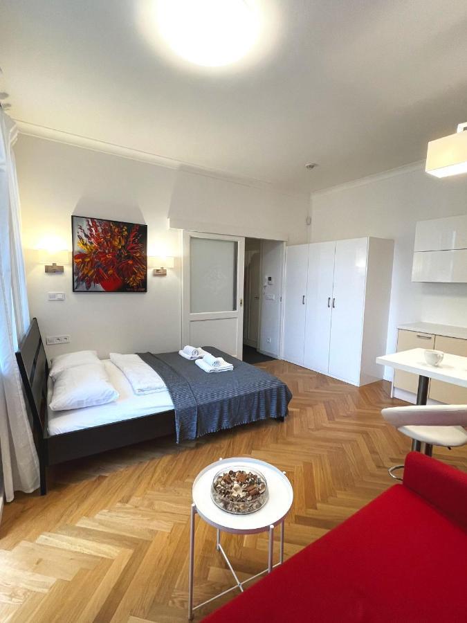 Friendly Apartments In Prag Dış mekan fotoğraf