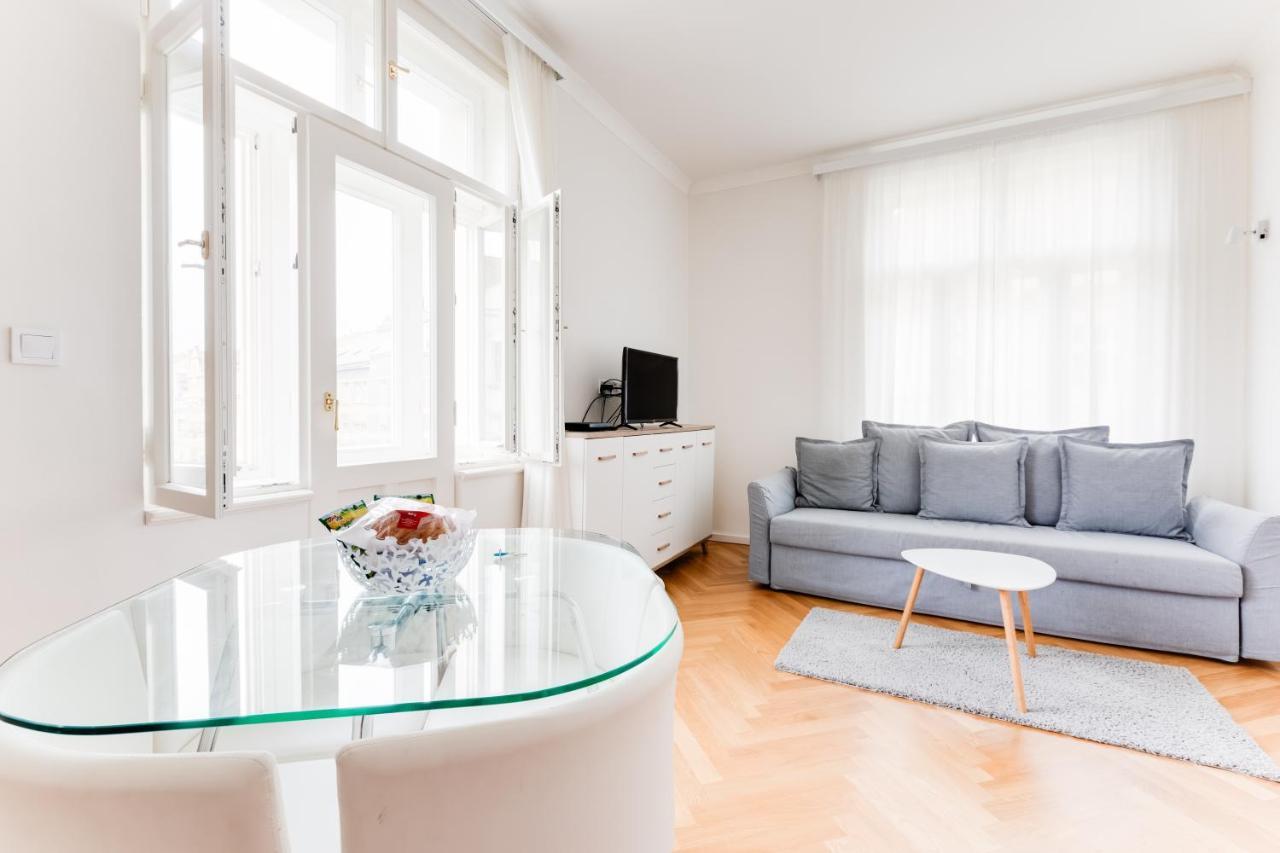 Friendly Apartments In Prag Dış mekan fotoğraf